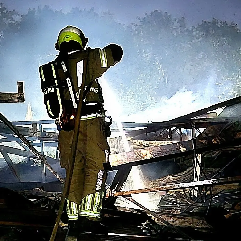 Nacontrole na grote brand