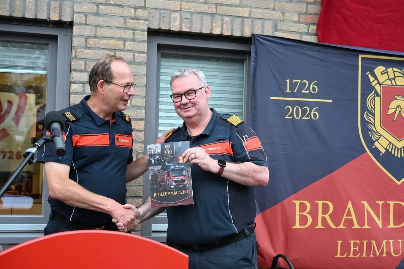 Uitreiking 1e Jubileummagazine